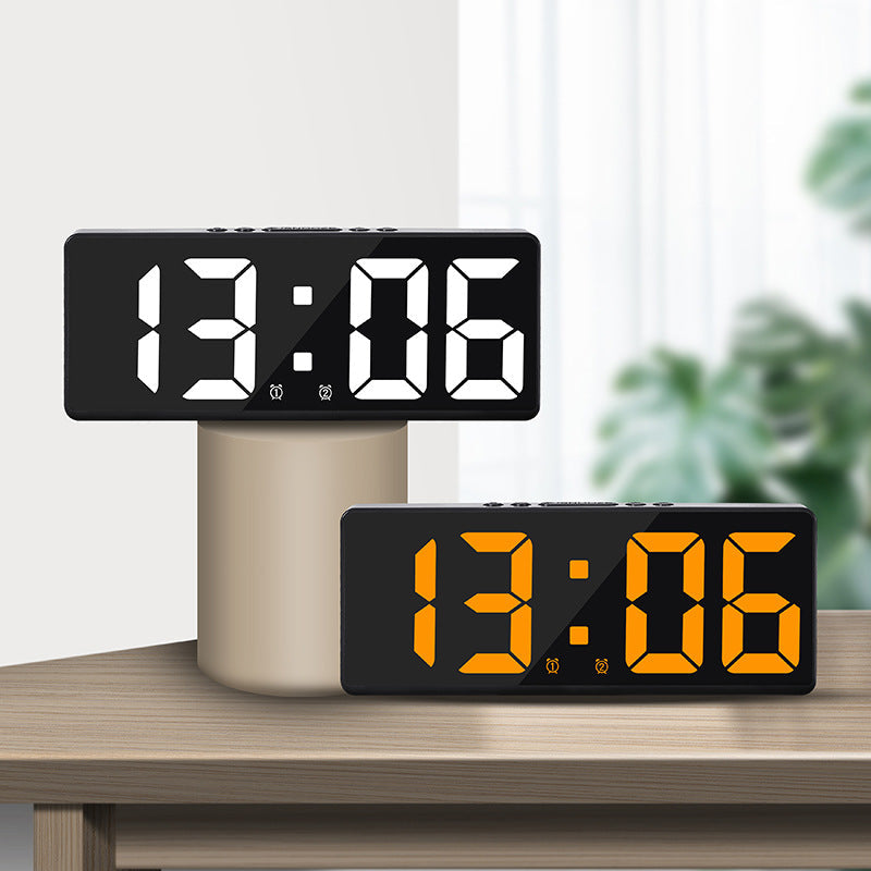 Titel LED Digital Alarm Clock